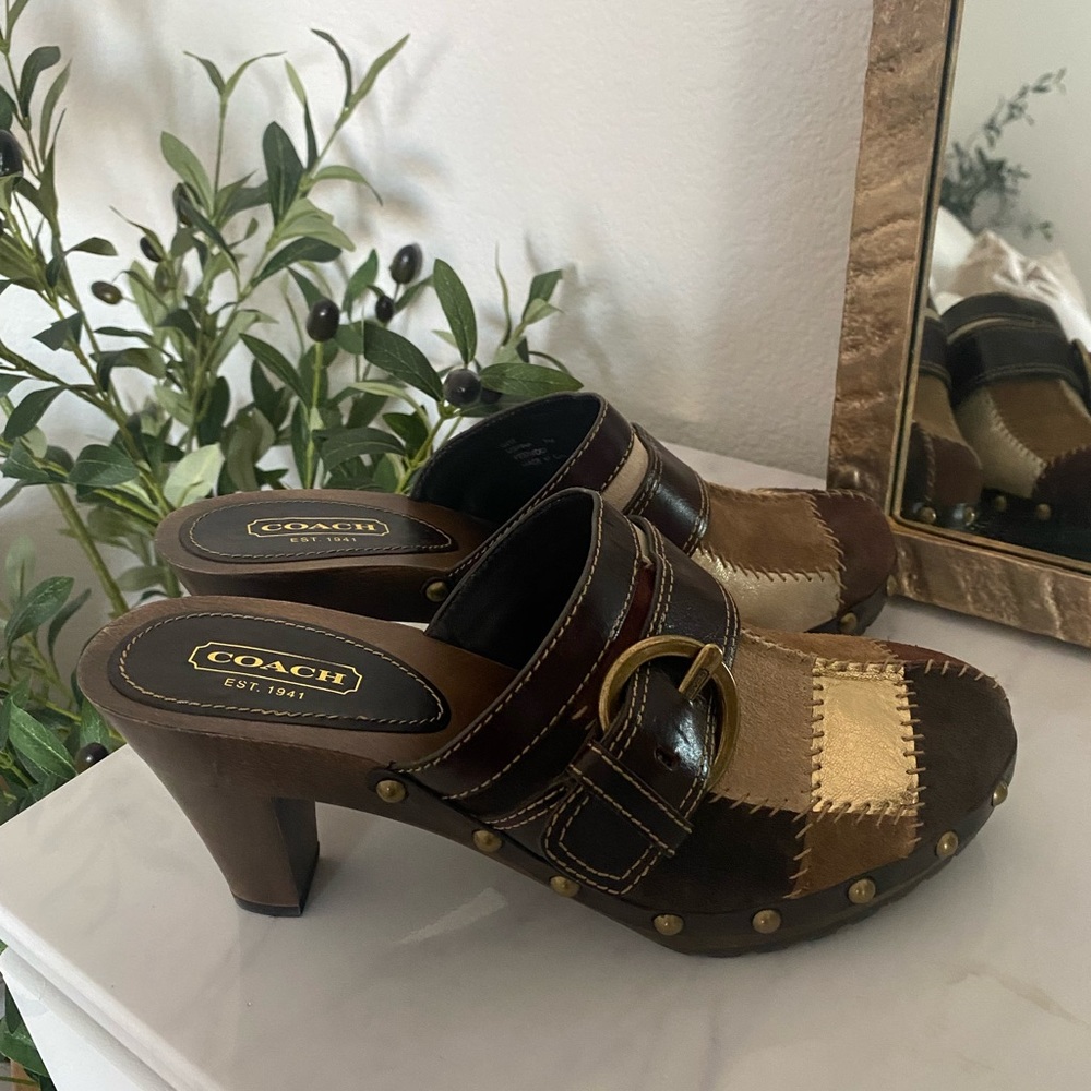 Coach clogs